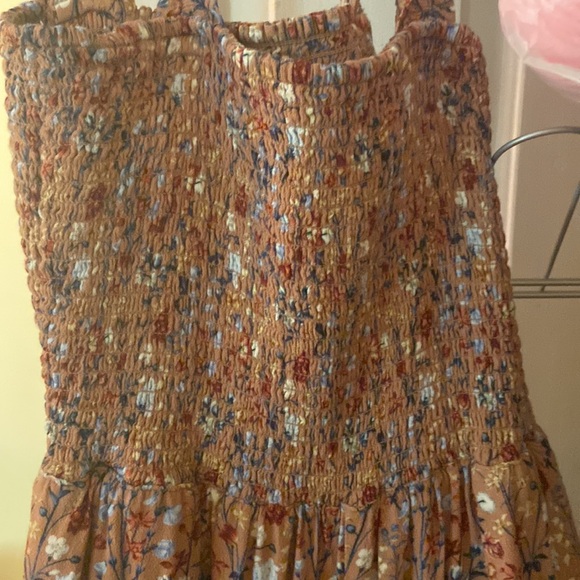 Aritzia floral jumpsuit - Picture 2 of 3